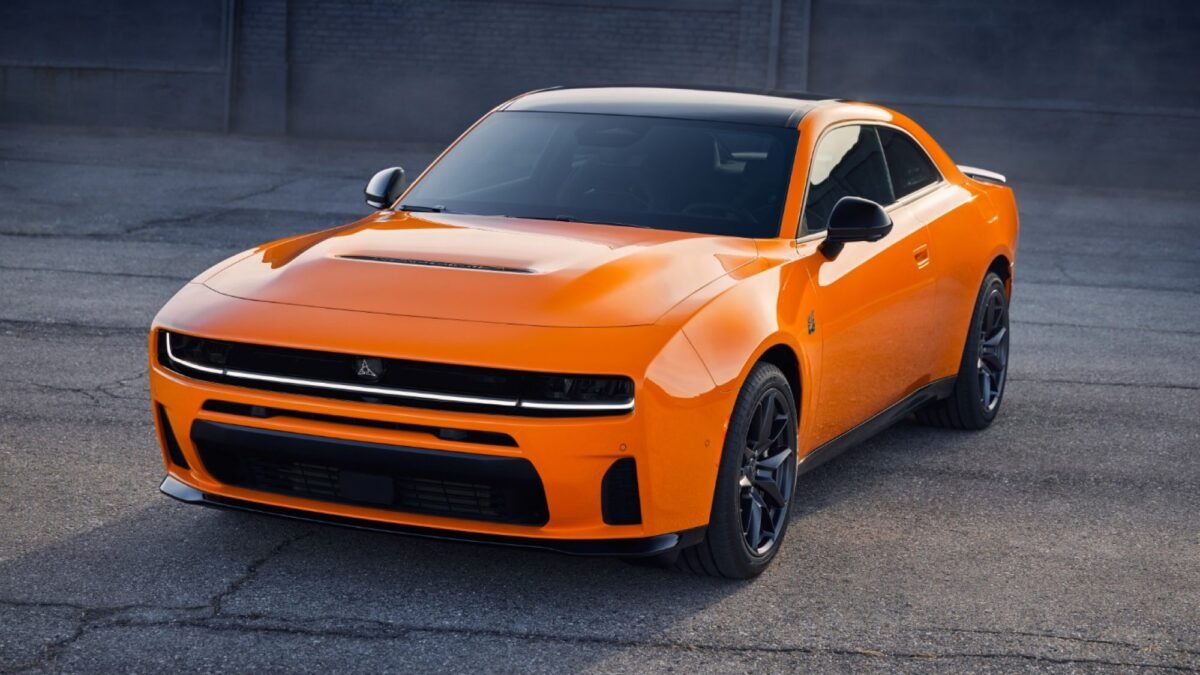 Charger Scat